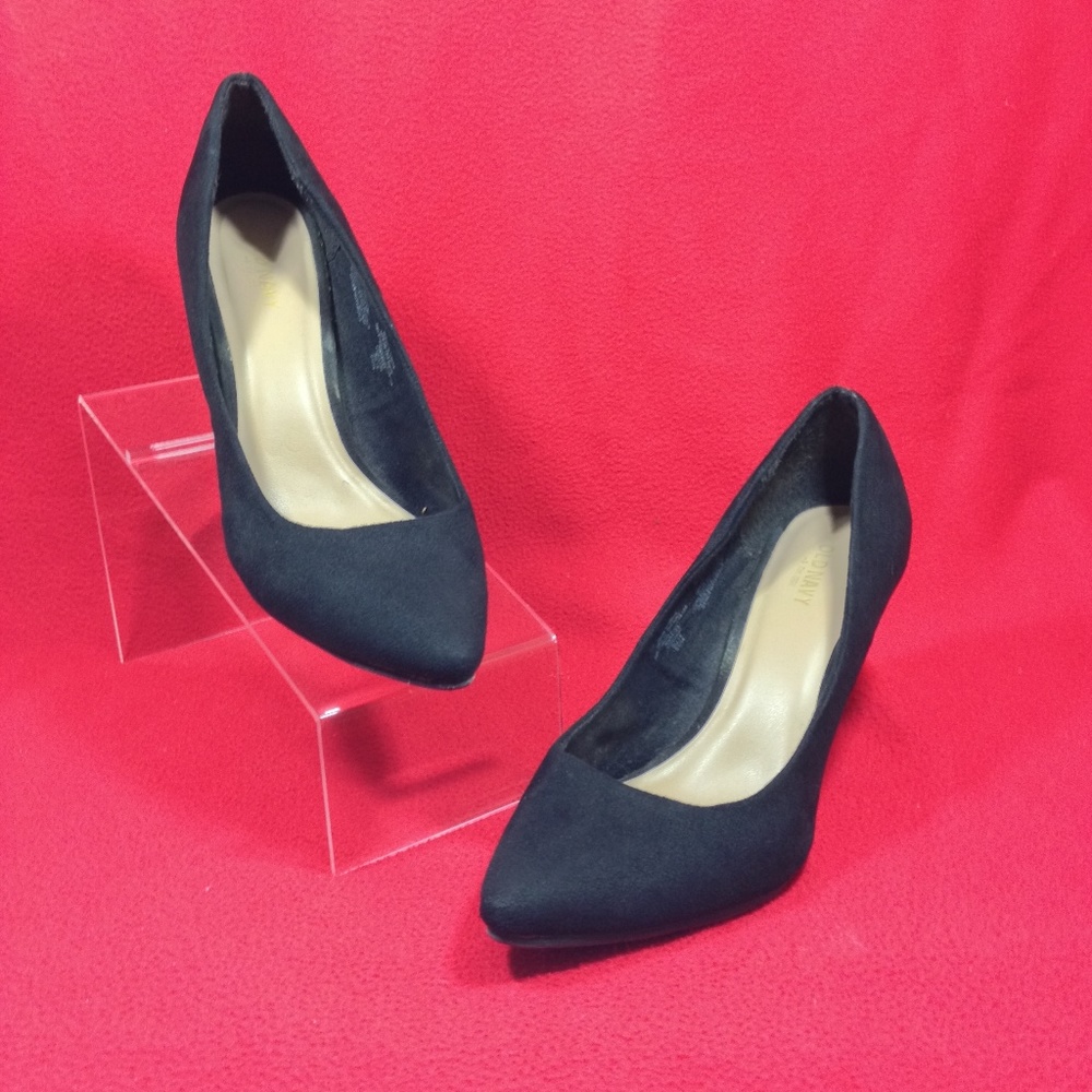 Old Navy Black Stiletto Heels Faux Suede Sz 9